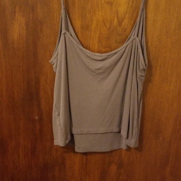 Halter top - Picture 3 of 3